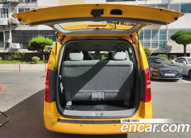 Hyundai Starex 2019 thumb 5