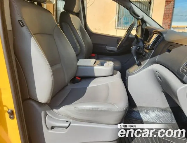 Hyundai Starex 2019 thumb 6