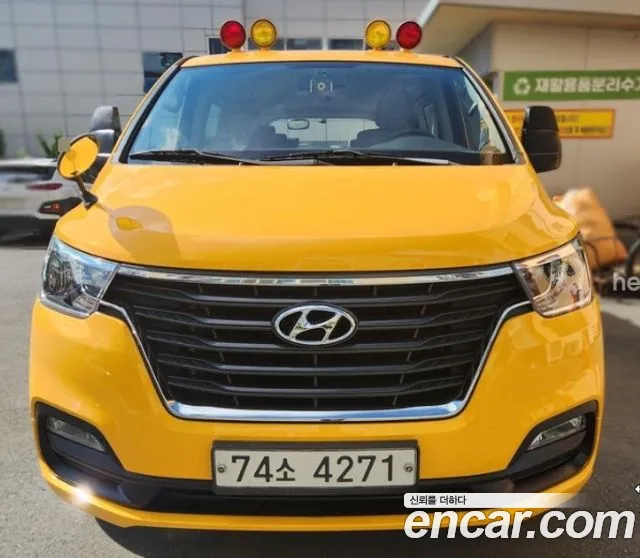 Hyundai Starex 2019 thumb 12