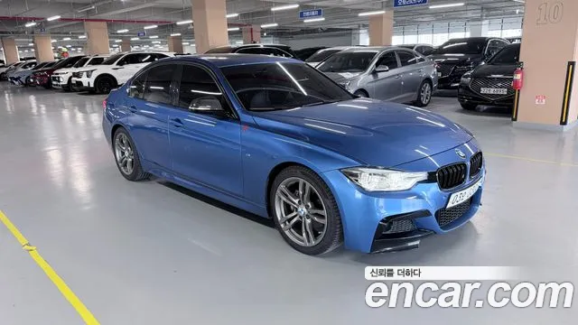 BMW 3-Series 2016 thumb 6