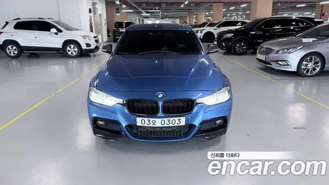 BMW 3-Series 2016 thumb 11