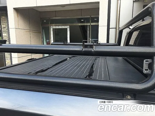 KG_Mobility_Ssangyong Rexton 2018 thumb 6