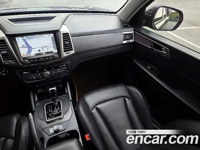 KG_Mobility_Ssangyong Rexton 2018 thumb 9