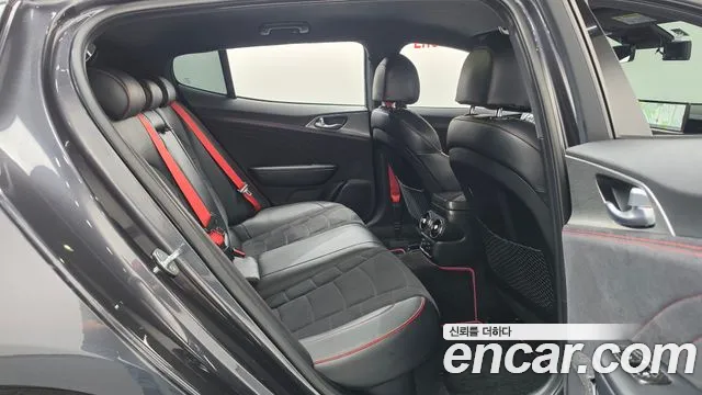 Kia Stinger 2022 thumb 11