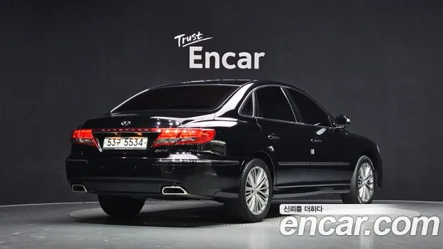 Hyundai Grandeur 2011 thumb 2