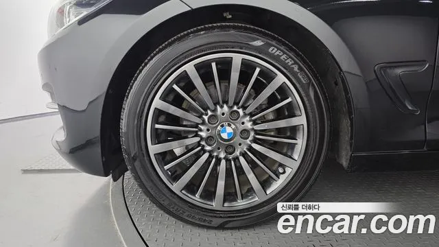 BMW Gran Turismo 2018 thumb 5