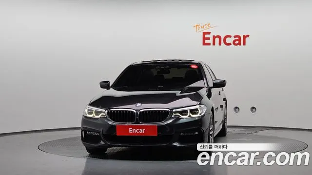 BMW 5-Series 2017 thumb 3