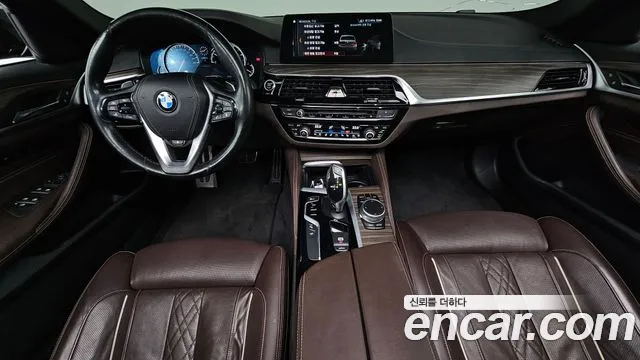 BMW 5-Series 2017 thumb 7
