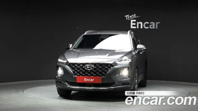 Hyundai Santa Fe 2018 thumb 3