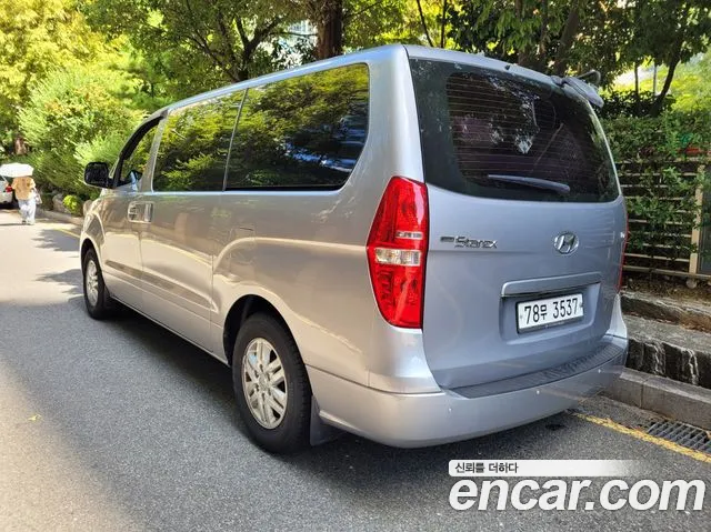 Hyundai Starex 2016 thumb 4