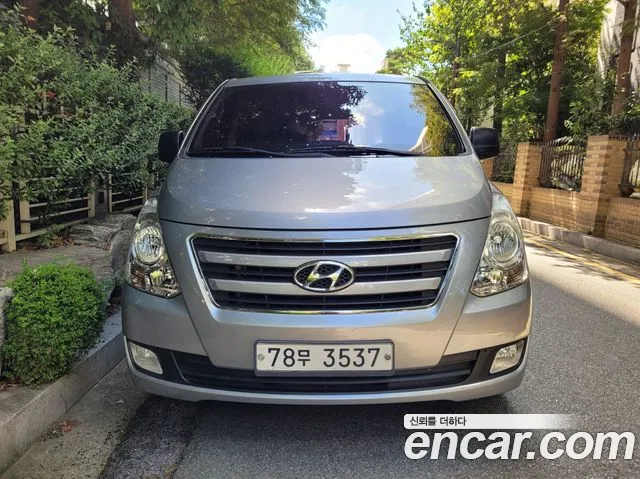 Hyundai Starex 2016 thumb 11
