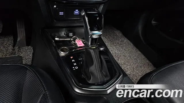 KG_Mobility_Ssangyong TIBOLI 2021 thumb 9
