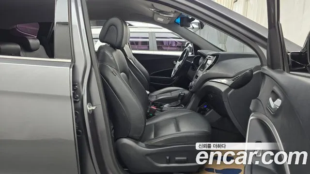 Hyundai Santa Fe 2016 thumb 11
