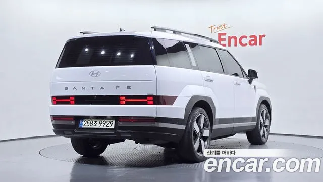 Hyundai Santa Fe 2023 thumb 2