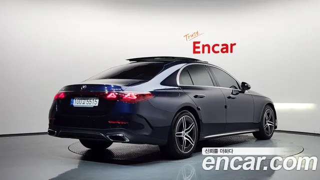 Mercedes-Benz E-Класс 2024 thumb 2