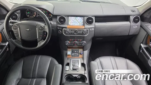 Land Rover Discovery 2016 thumb 7