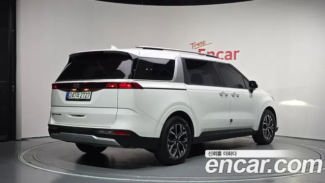 Kia Carnival 2020 thumb 2
