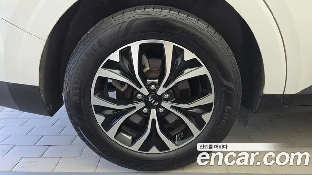 Kia Carnival 2020 thumb 5