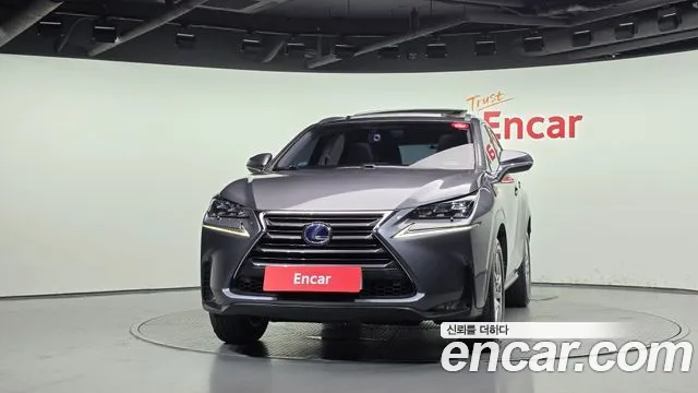 Lexus NX 2017 thumb 3
