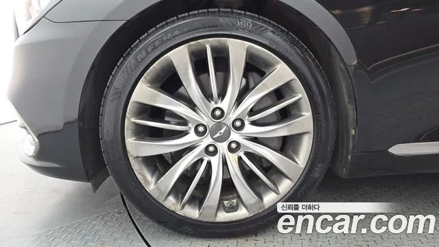 Genesis G80 2019 thumb 5