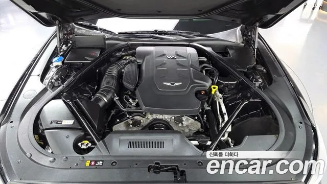 Genesis G80 2019 thumb 6