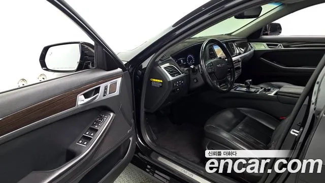 Genesis G80 2019 thumb 10