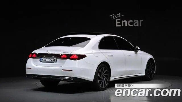 Mercedes-Benz E-Класс 2024 thumb 2