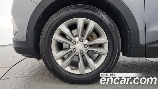 Hyundai Santa Fe 2016 thumb 5