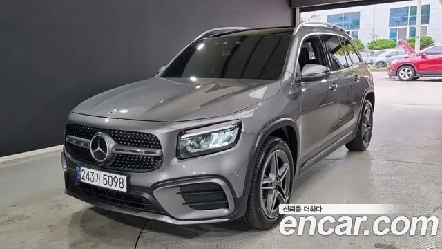 Mercedes-Benz GLB 2024 thumb 2