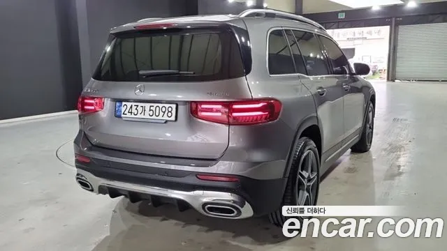 Mercedes-Benz GLB 2024 thumb 3