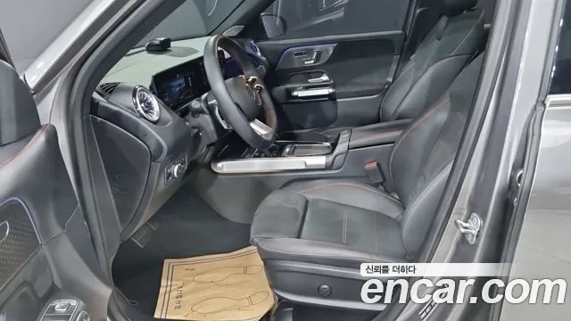 Mercedes-Benz GLB 2024 thumb 10