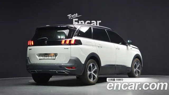 Peugeot 5008 2020 thumb 2