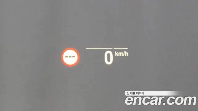 BMW 5-Series 2023 thumb 11