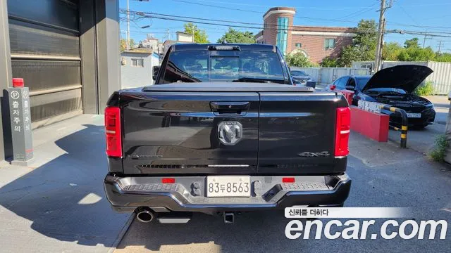 Dodge Ram Pick Up 2026 thumb 4