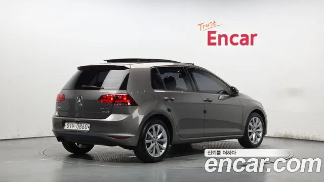 Volkswagen Golf Sportsvan 2016 thumb 2