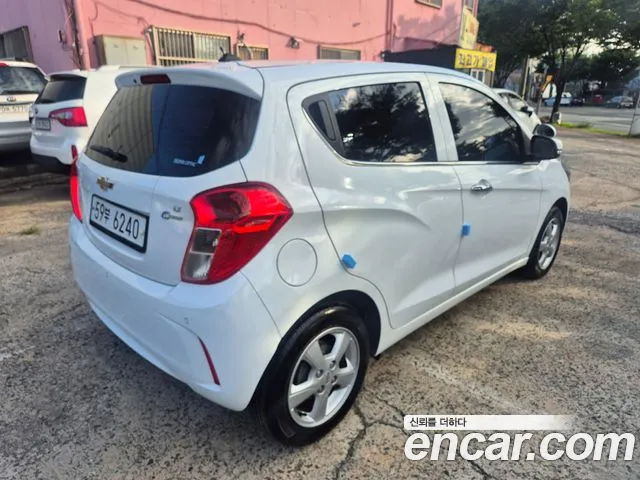 ChevroletGMDaewoo Spark 2017 thumb 4