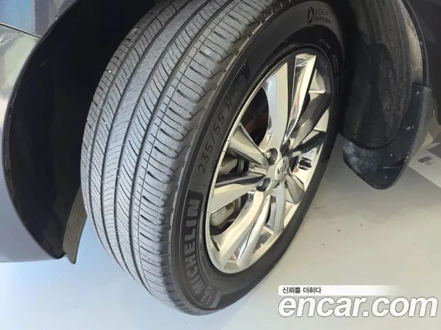 Kia Carnival 2019 thumb 5
