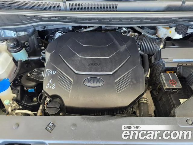 Kia Carnival 2019 thumb 6