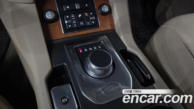 Land Rover Discovery 2014 thumb 9