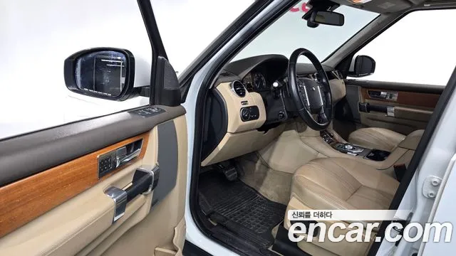 Land Rover Discovery 2014 thumb 10