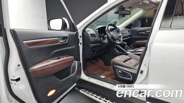 Renault-KoreaSamsung Koleos 2019 thumb 10