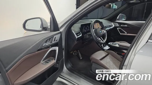 BMW X1 2023 thumb 10