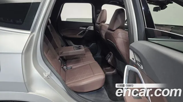 BMW X1 2023 thumb 12