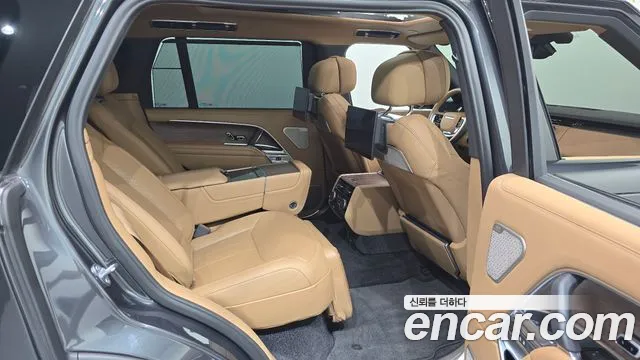 Land Rover Range Rover 2023 thumb 11