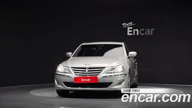 Hyundai Genesis 2013 thumb 3