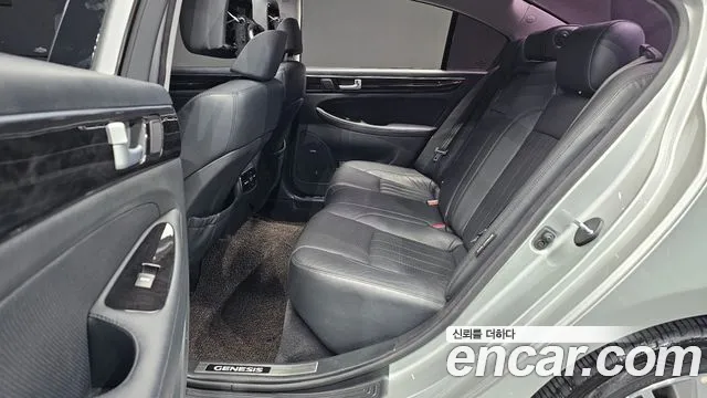 Hyundai Genesis 2013 thumb 11