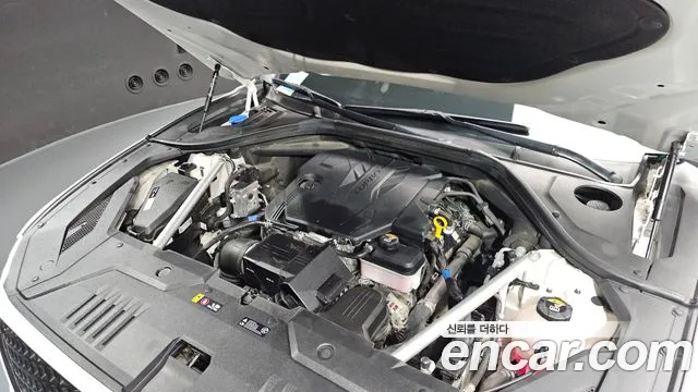 Genesis GV70 2022 thumb 5