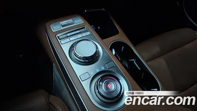 Genesis GV70 2022 thumb 8