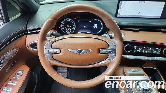 Genesis GV70 2022 thumb 12