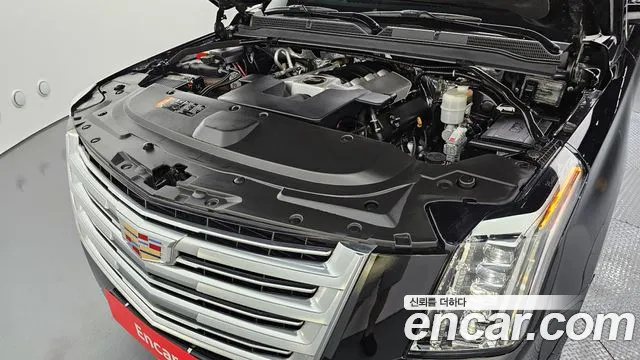 Cadillac Escalade 2017 thumb 5